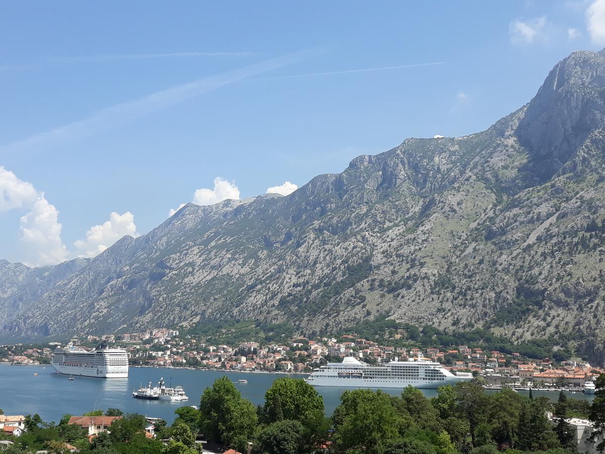 Maritimo Apartments Kotor Exterior foto