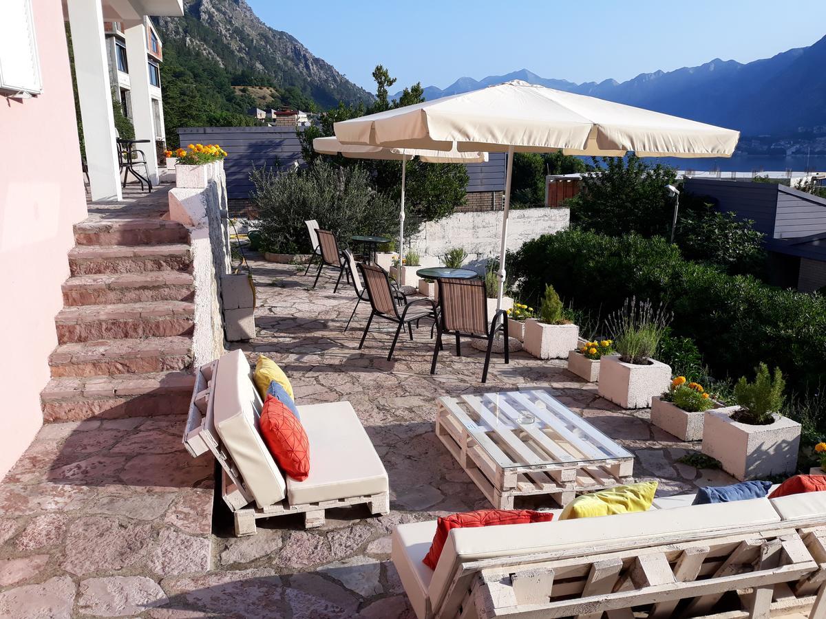 Maritimo Apartments Kotor Exterior foto