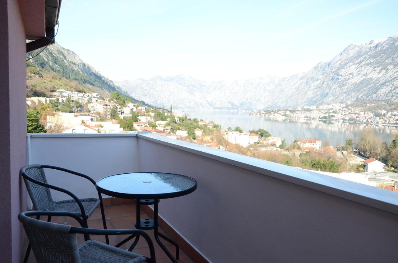 Maritimo Apartments Kotor Exterior foto