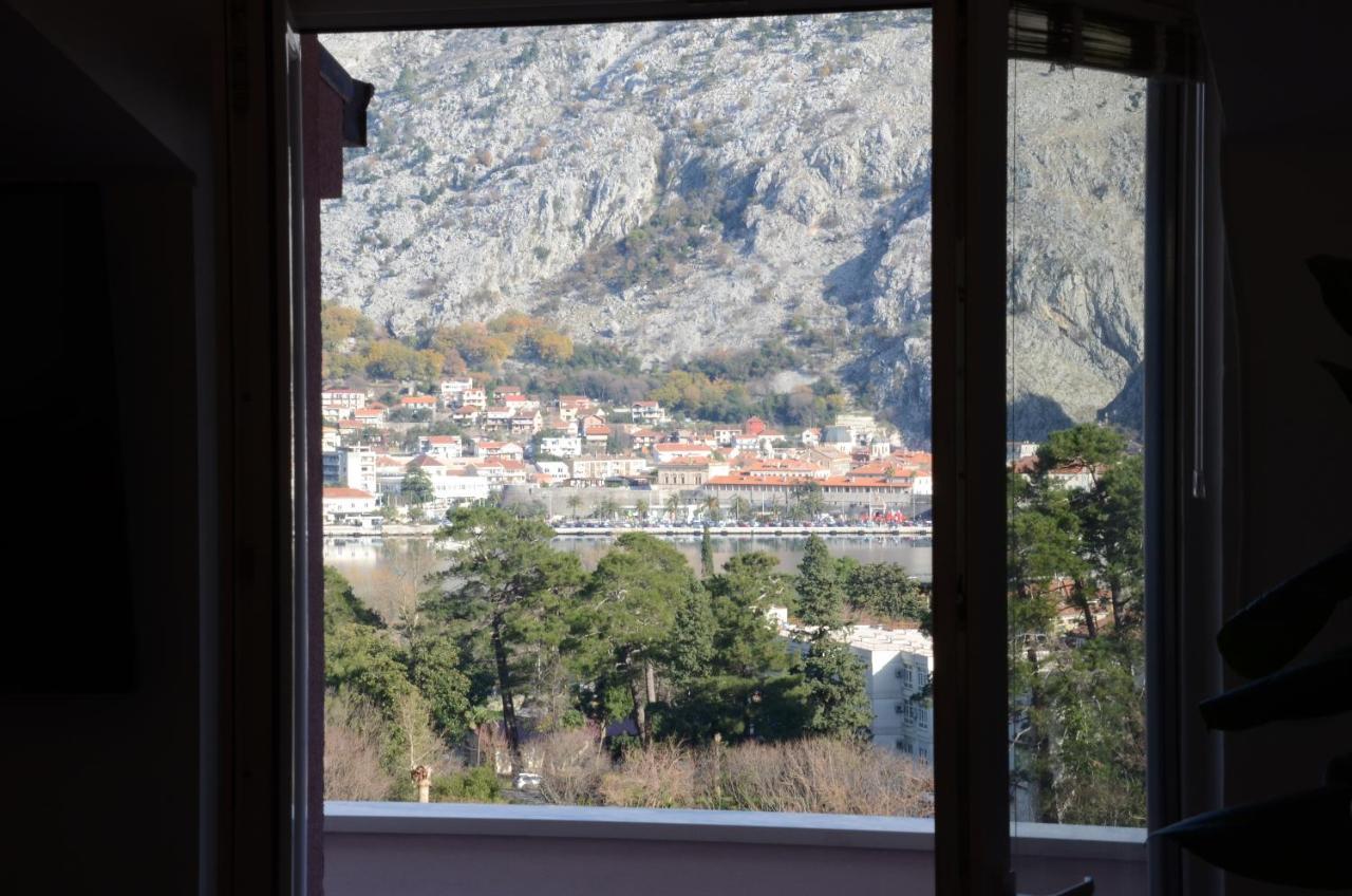 Maritimo Apartments Kotor Exterior foto