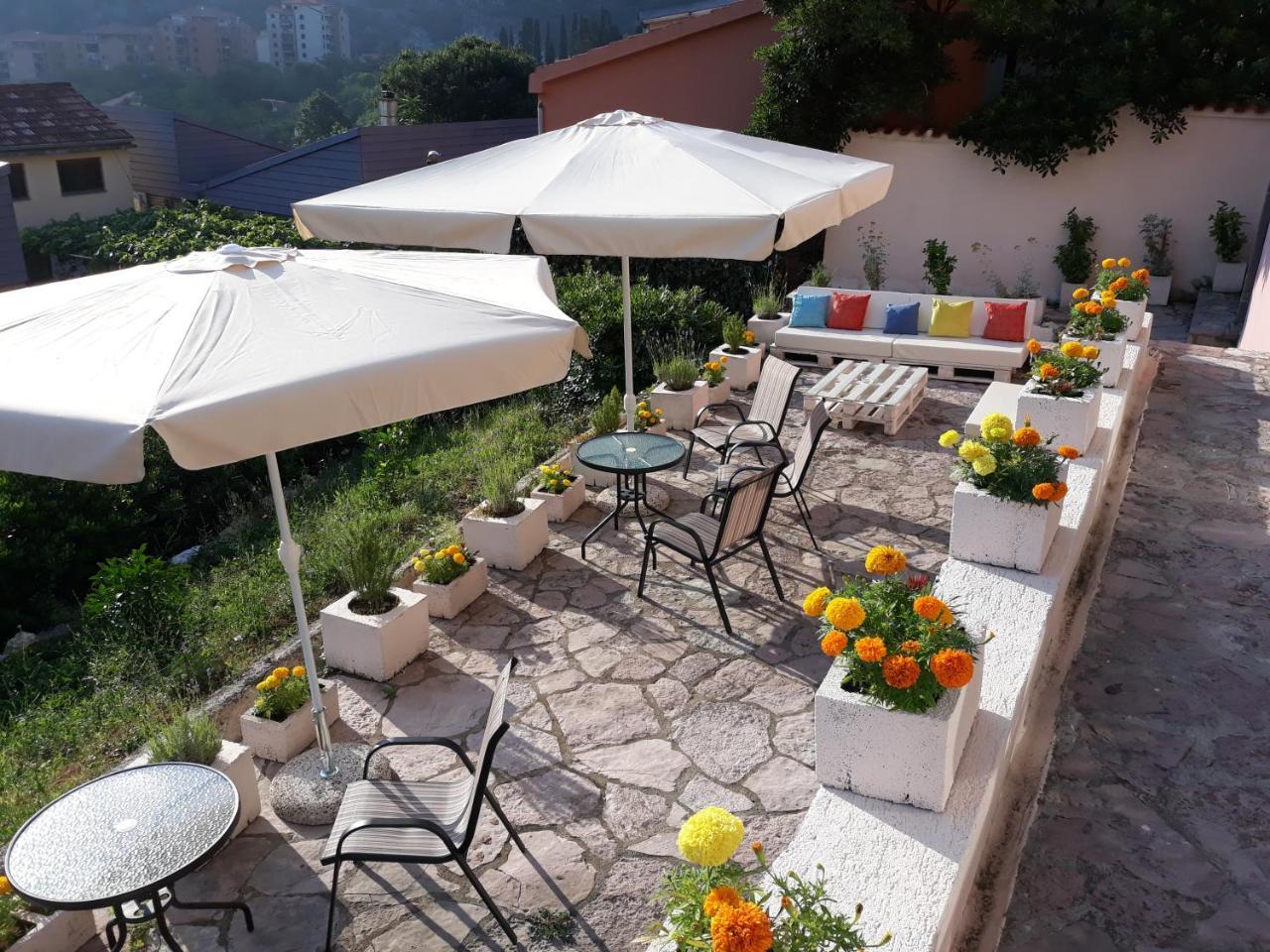 Maritimo Apartments Kotor Exterior foto