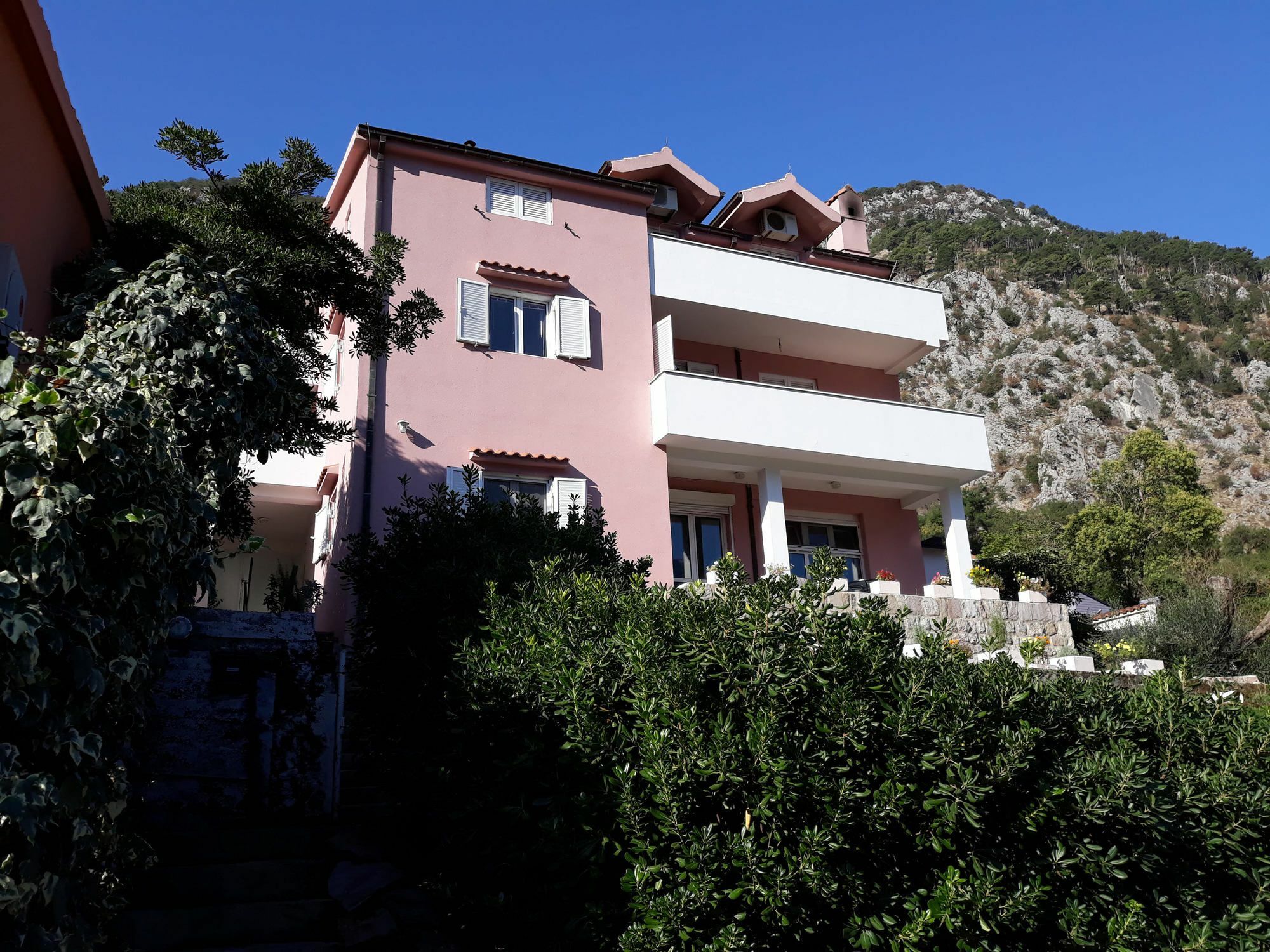 Maritimo Apartments Kotor Exterior foto